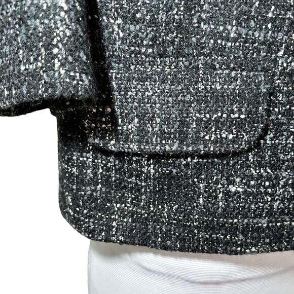 Guess Tweed Cropped Blazer Snap Pockets Black and White Women XS NWT - Picture 7 of 11